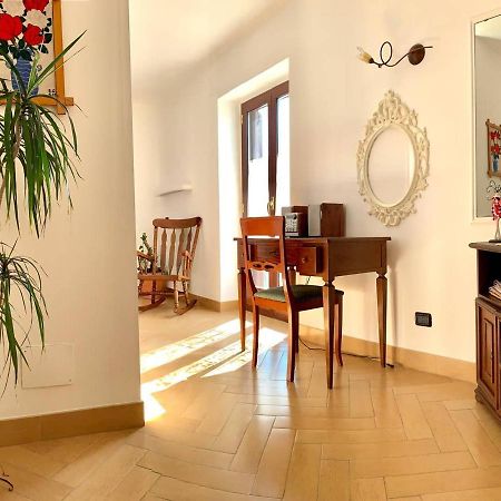 Graziosa Camera Privata Vista Mare In Centro 페스키치 외부 사진