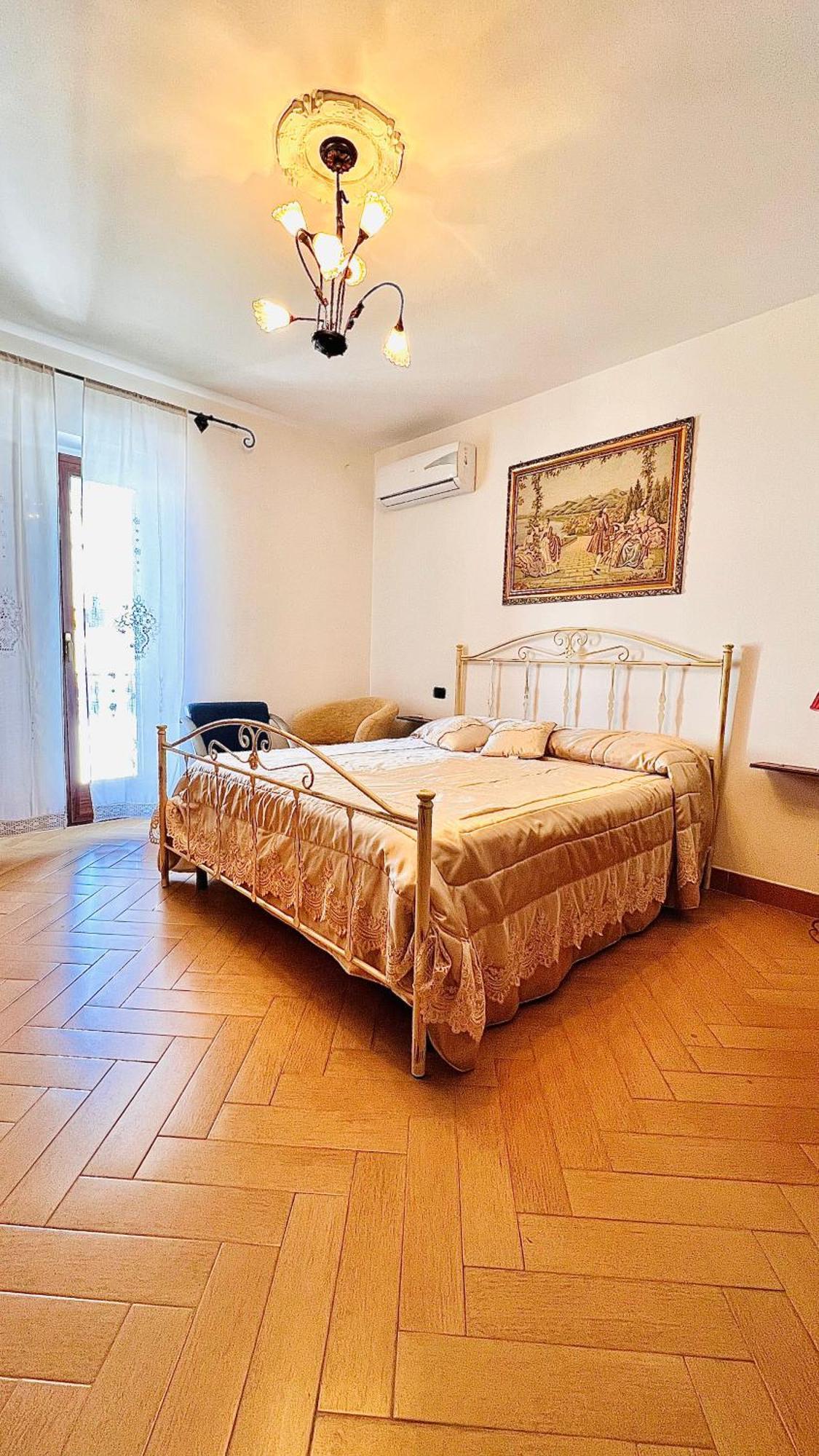 Graziosa Camera Privata Vista Mare In Centro 페스키치 외부 사진